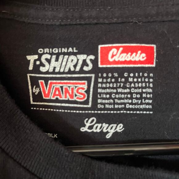 VANS Classic Indian Headdress Black Graphic T-shirt ~ Men’s - Picture 5 of 5